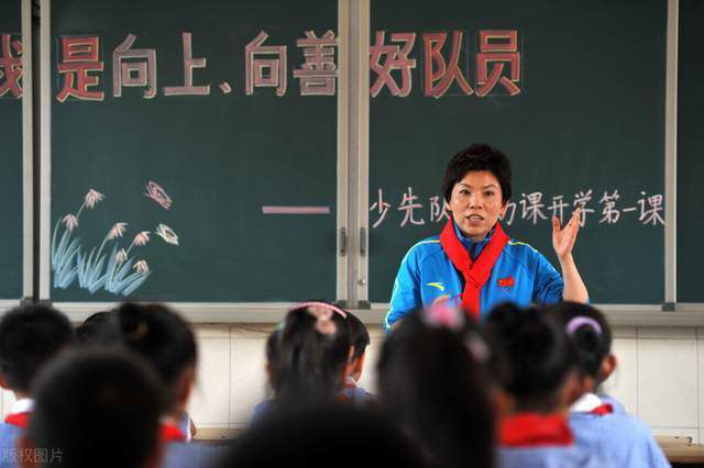 电影直面锋利的现实命题，有影迷赞导演;展现出华语犯罪片的一番全新面貌